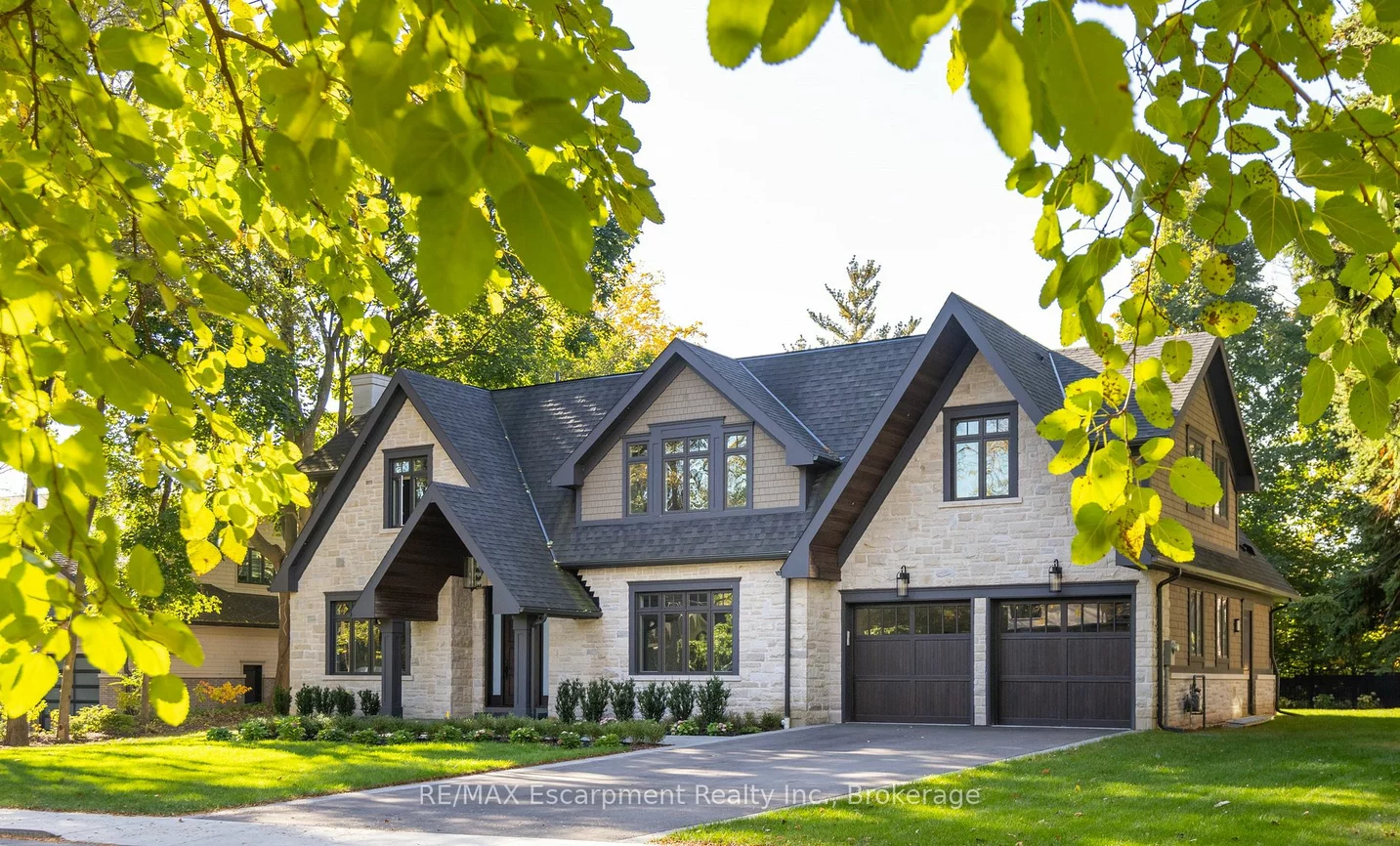 128 Balsam Dr, Oakville