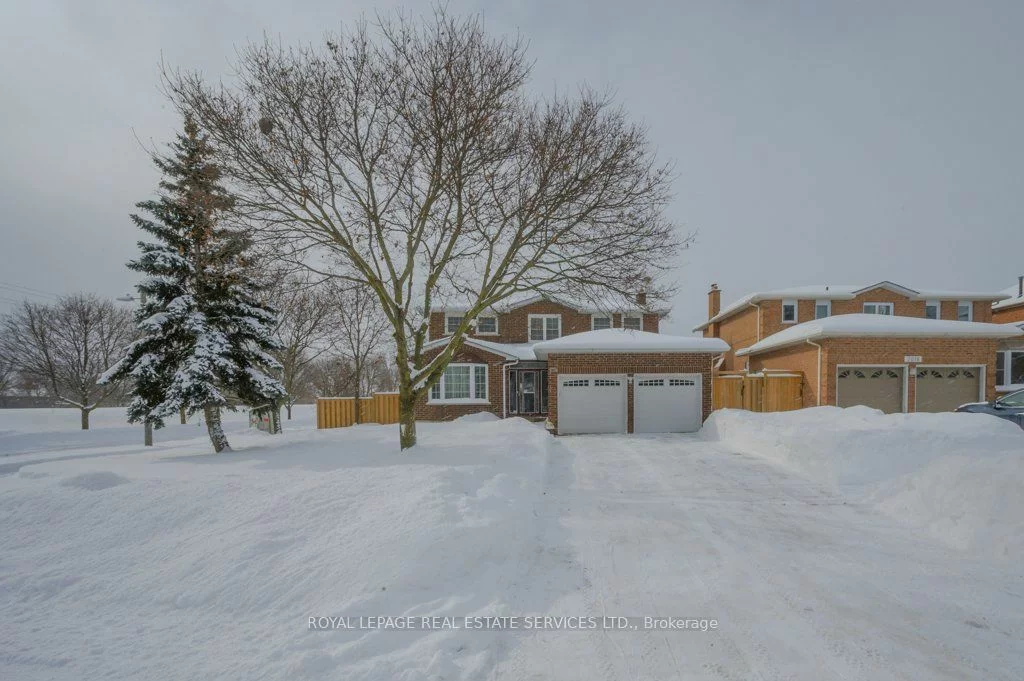 2015 Madden Blvd, Oakville