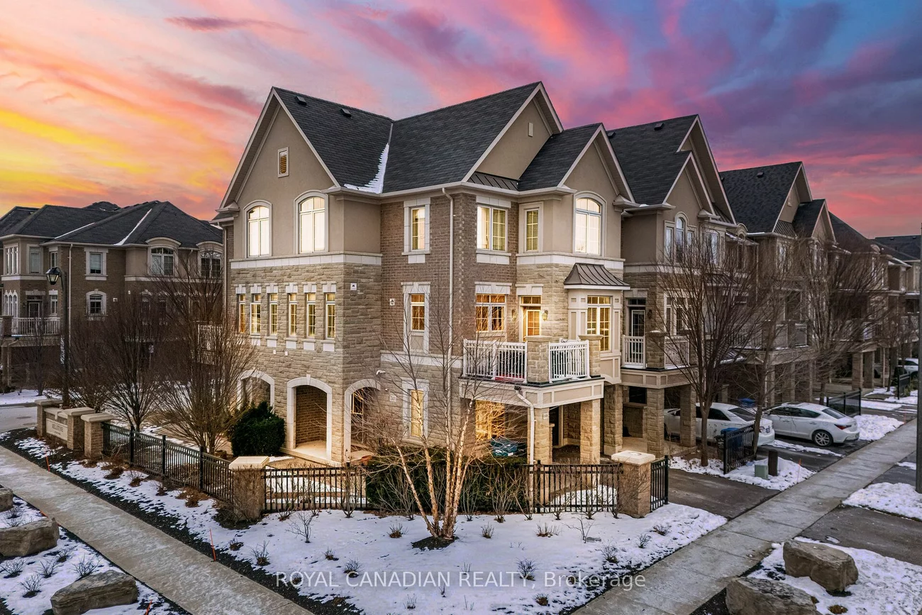 2401 Greenwich Dr, Oakville