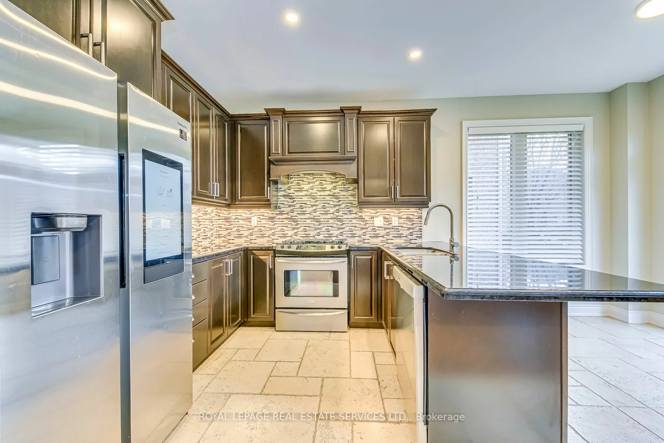 2254 Kwinter Rd, Oakville