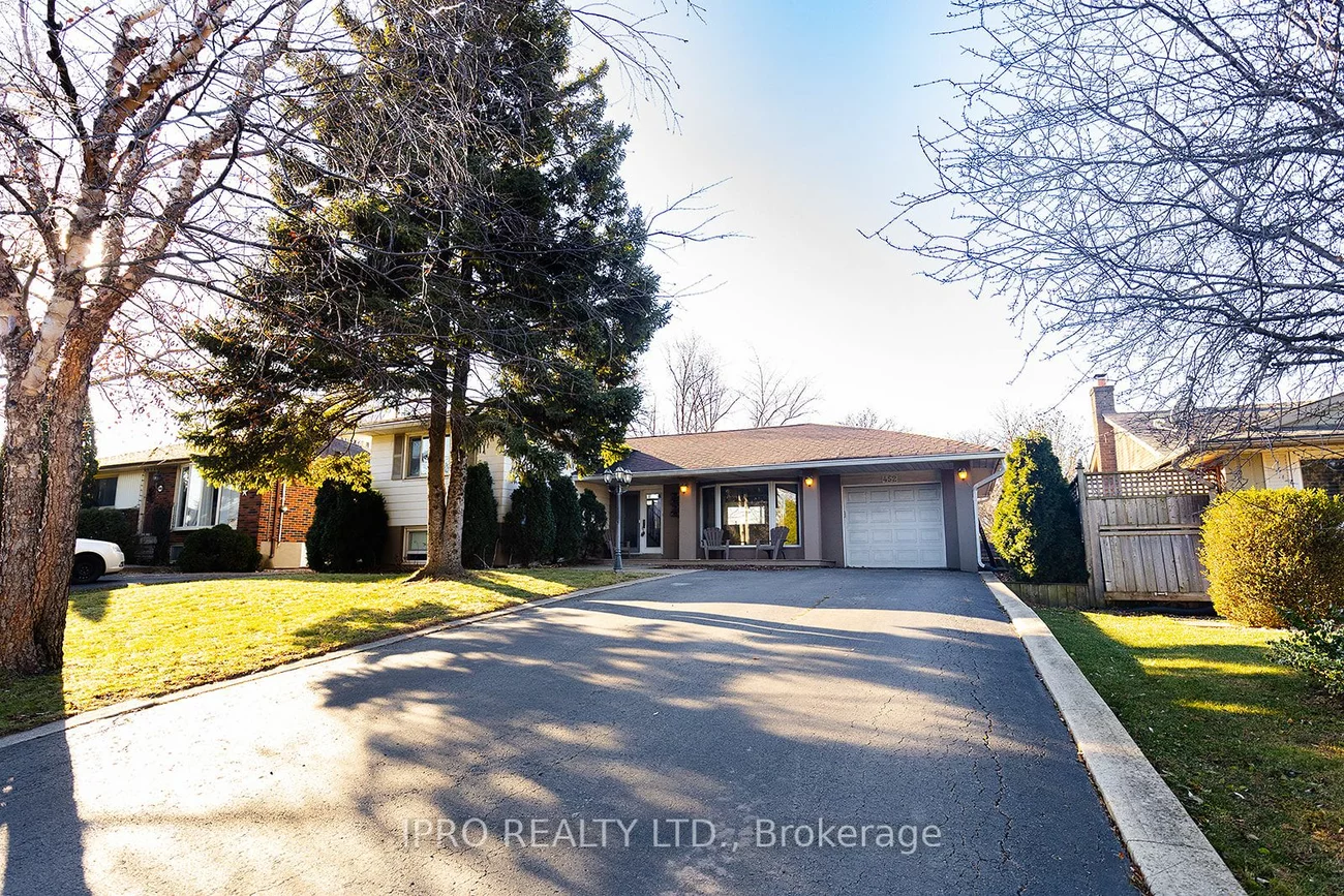 452 Southland Cres, Oakville