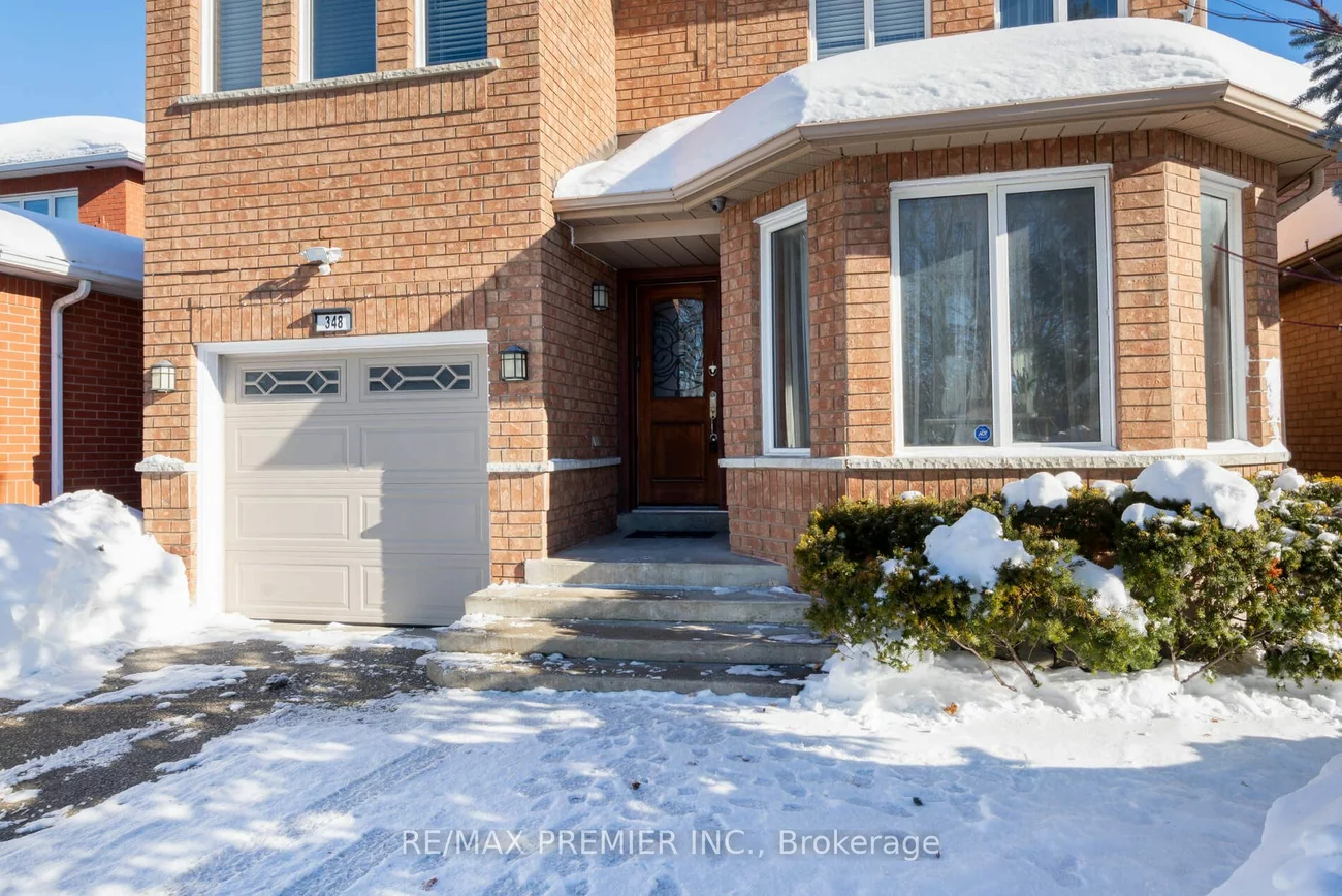 348 Royalpark Way, Vaughan