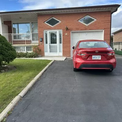 residential, lease, Semi-Detached, 66 Button Rd, West Woodbridge, Vaughan 
 66 Button Rd, West Woodbridge, Vaughan