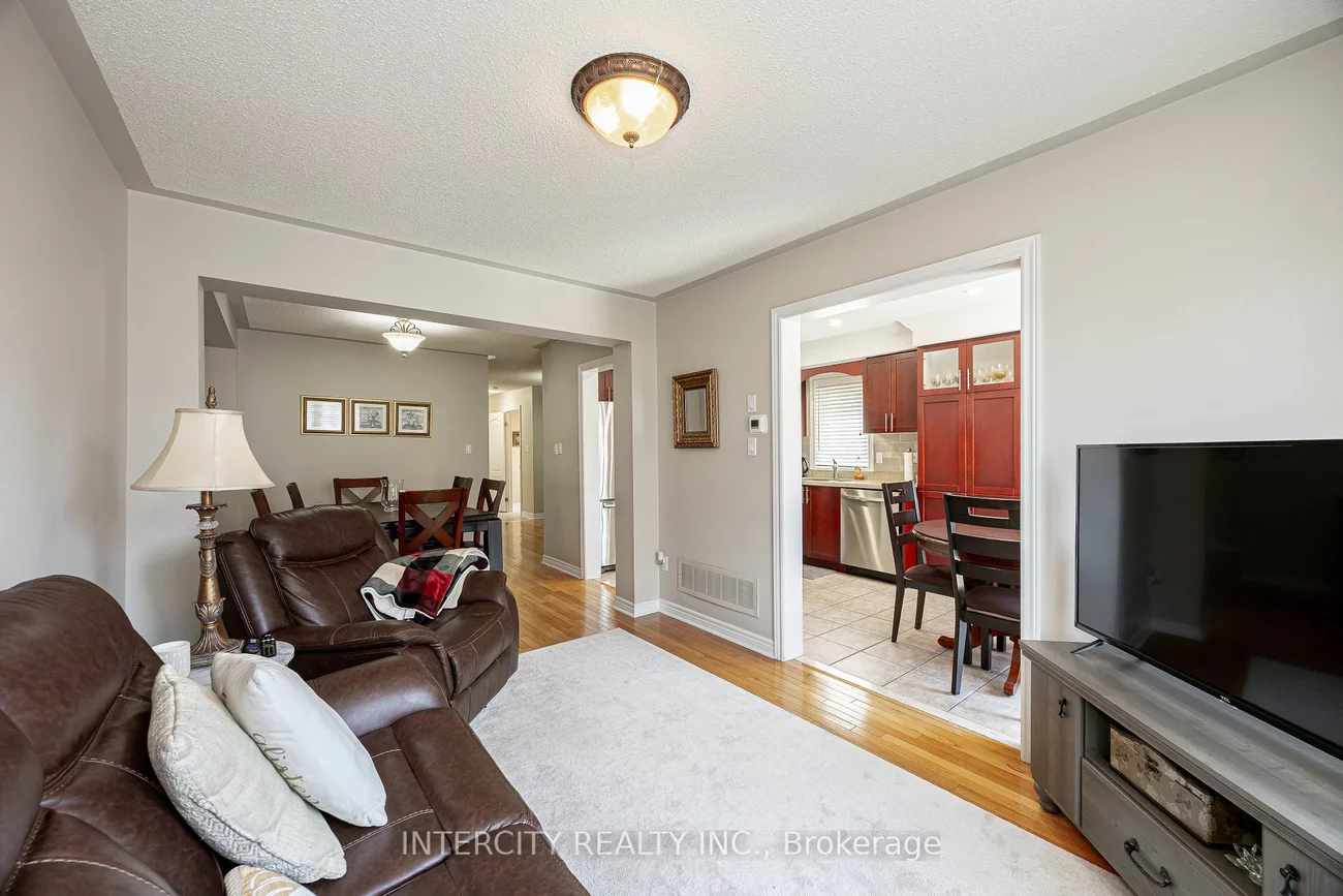 91 Adventure Cres, Vaughan