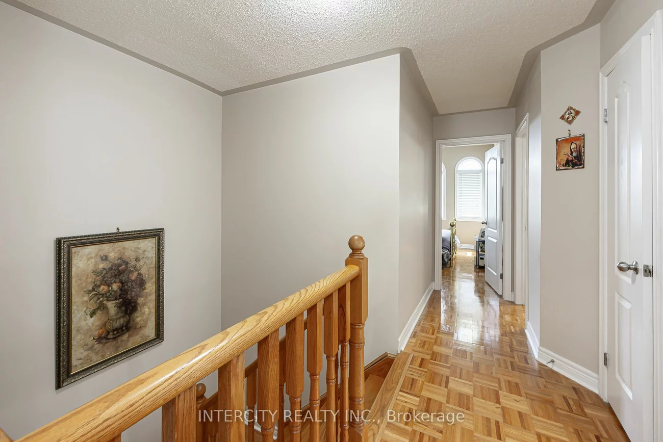 91 Adventure Cres, Vaughan