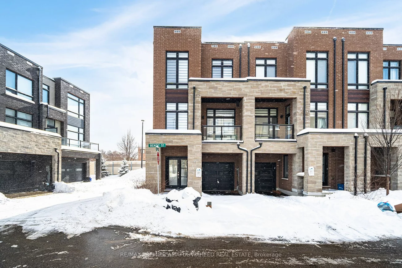 1 Benoit St, Vaughan