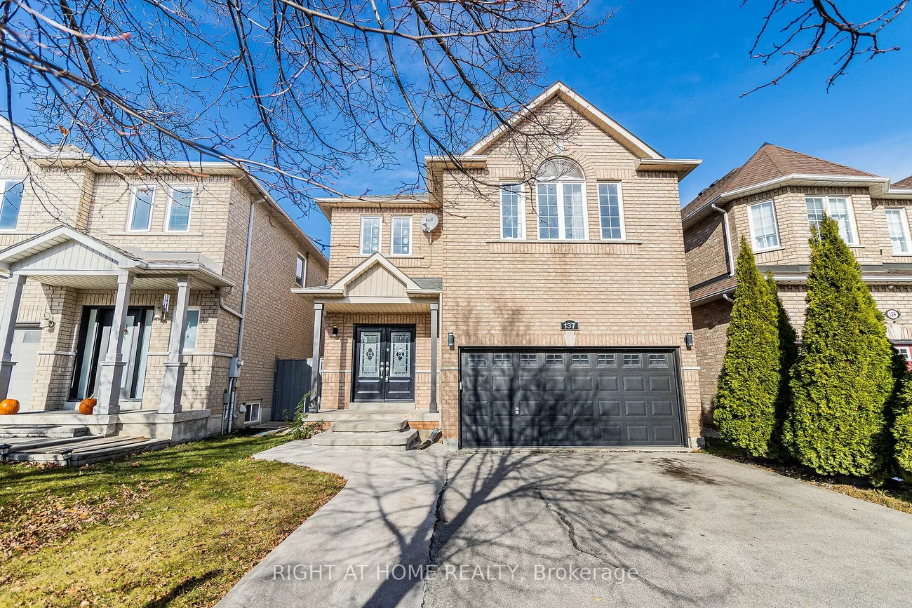 137 Queen Isabella Cres, Vaughan