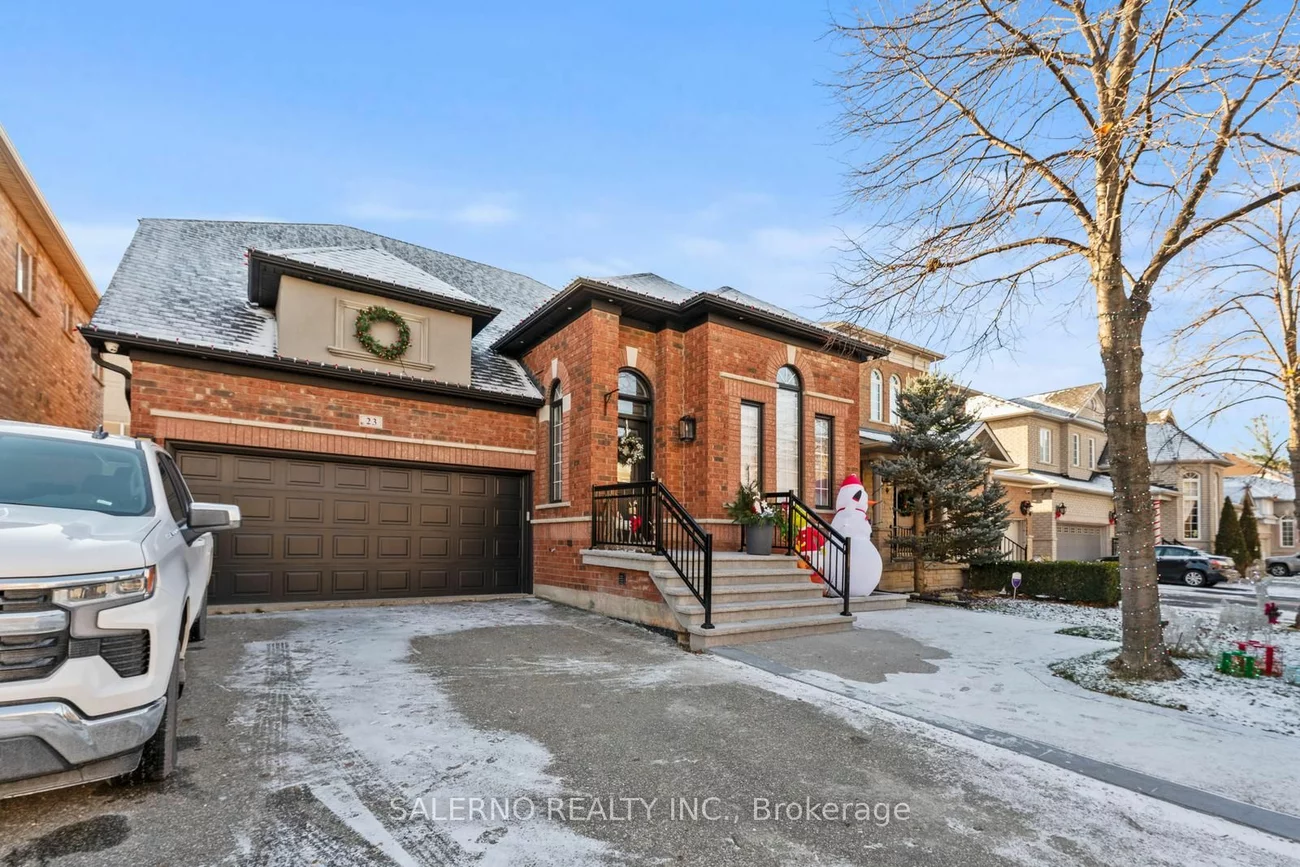 23 Shadetree Cres, Vaughan