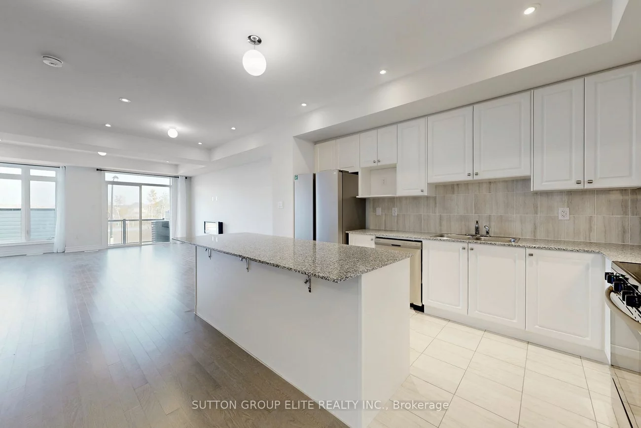 395 Tennant Circ, Vaughan