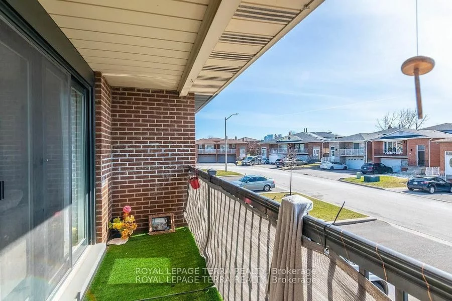 50 Ashburn Cres, Vaughan