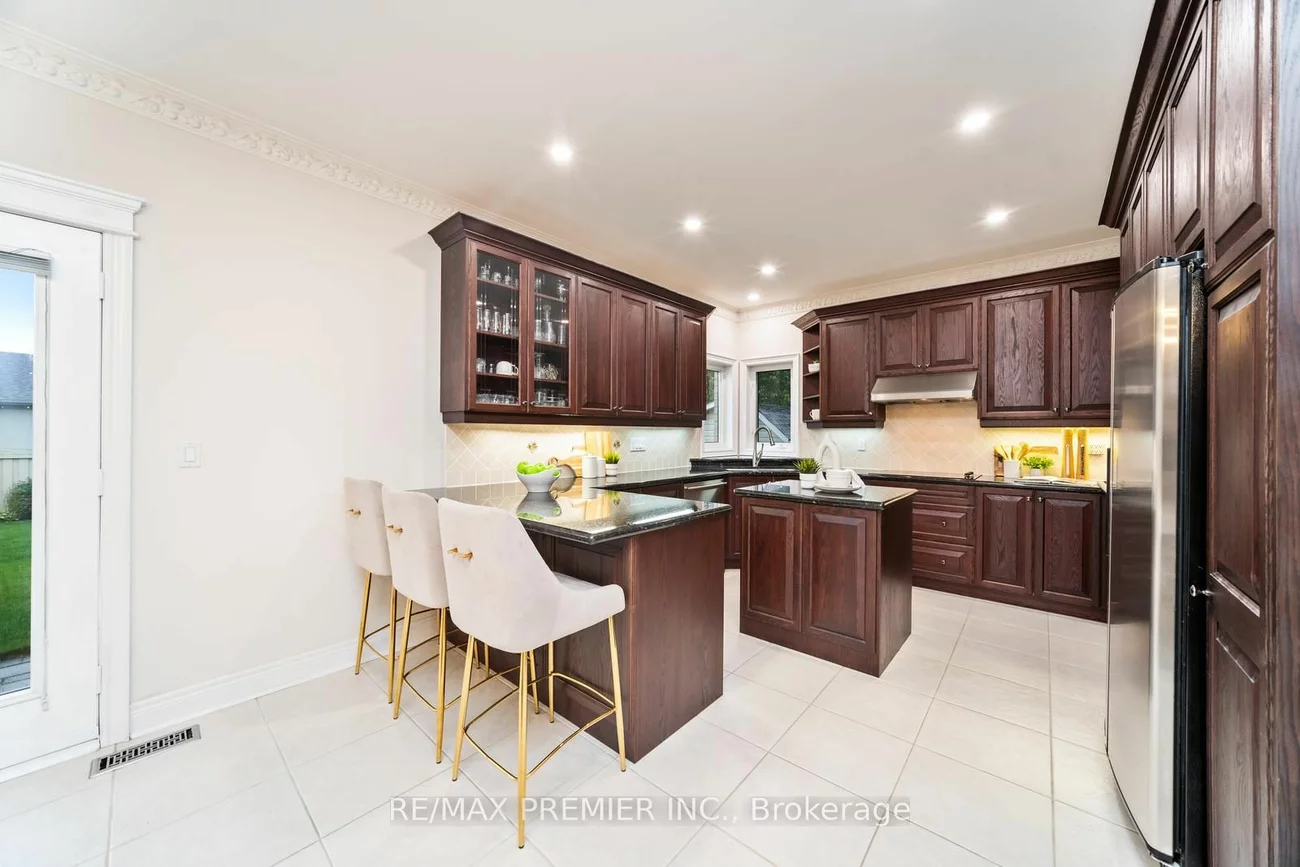 28 Babak Blvd, Vaughan