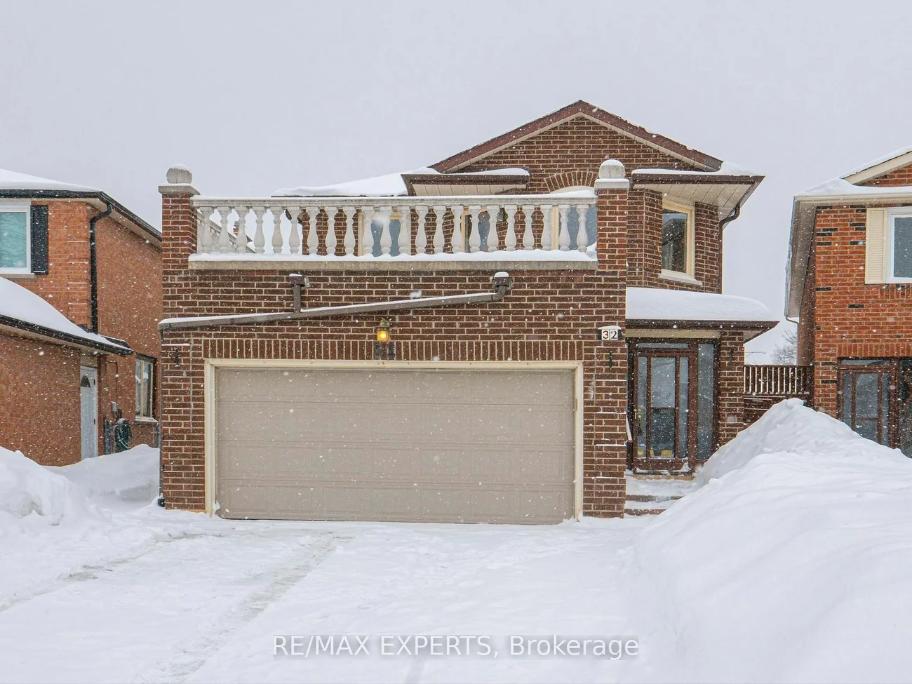 32 Irish Moss Crt, Vaughan