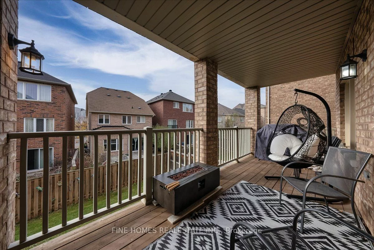 26 Gesher Cres, Vaughan