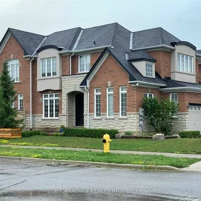 residential, lease, Detached, 600 Pleasant Ridge Ave, Patterson, Vaughan 
 600 Pleasant Ridge Ave, Patterson, Vaughan