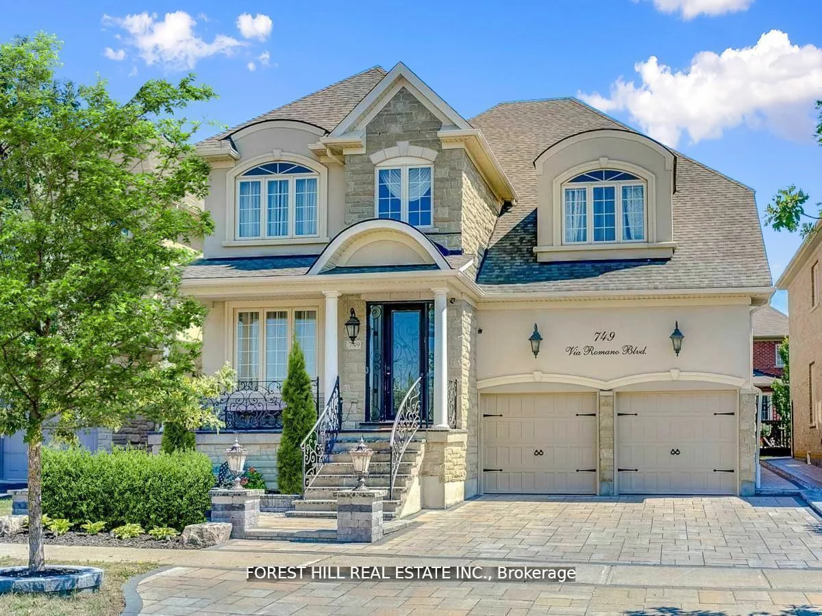 749 Via Romano Blvd, Vaughan