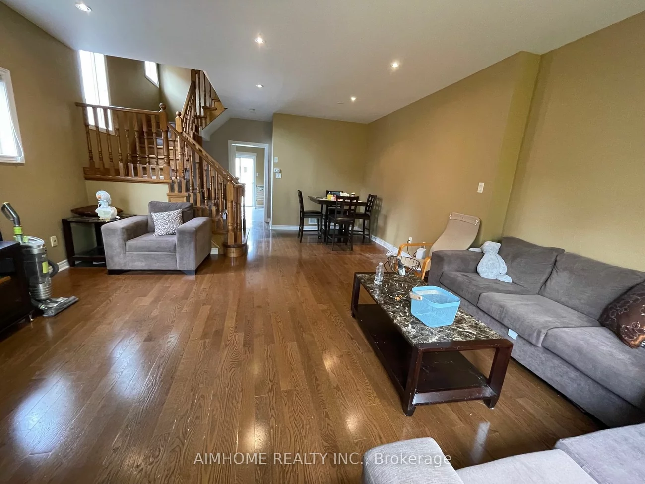 75 Leitchcroft Cres, Markham