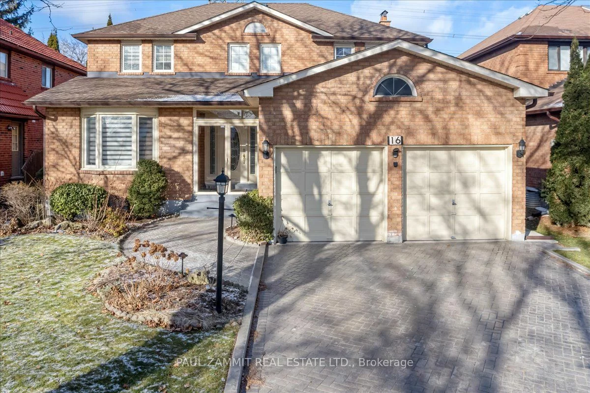 16 Parklawn Cres, Markham