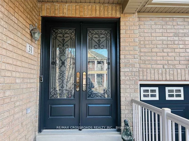 31 Pisanelli Ave, Markham