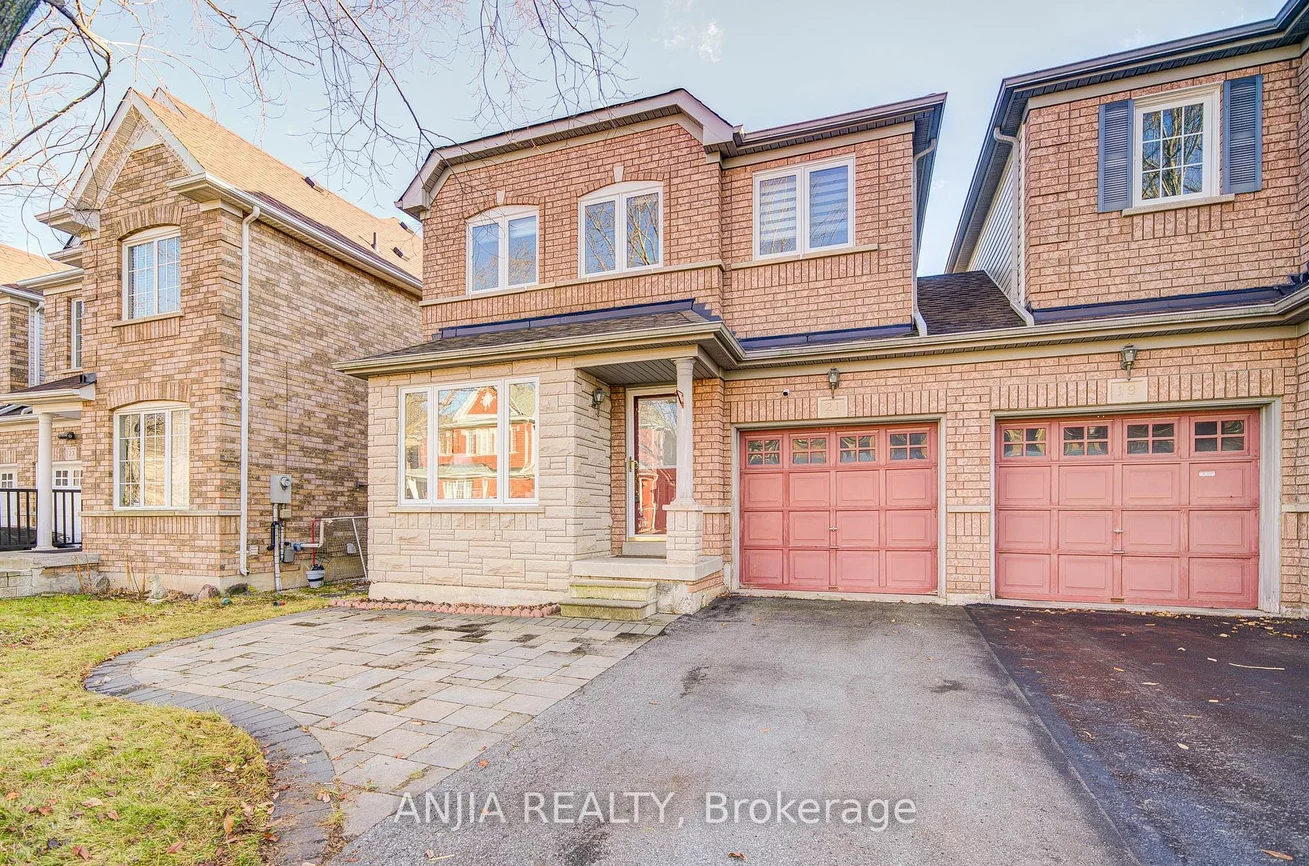 21 Bertram Earnshaw Dr, Markham