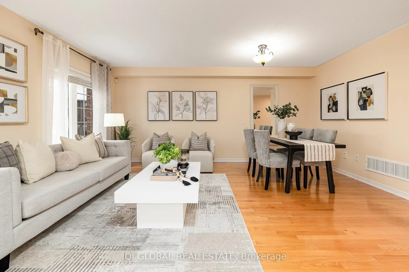 53 Thoroughbred Way, Markham