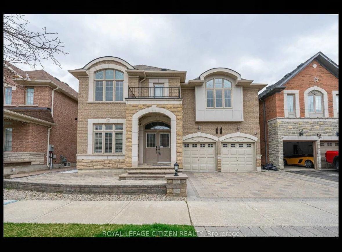 11 Titus St, Markham