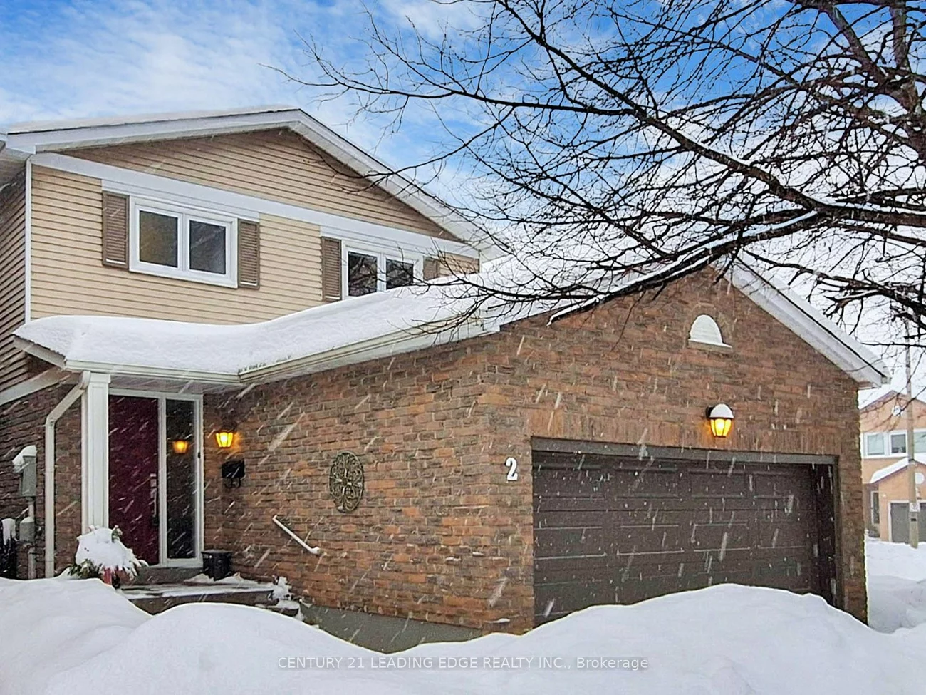 2 Madsen Cres, Markham