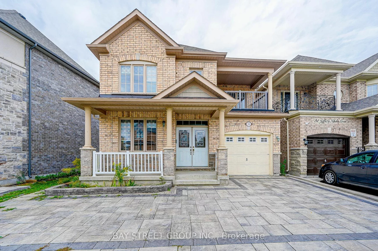 33 Jeffrey Nihda Cres, Markham