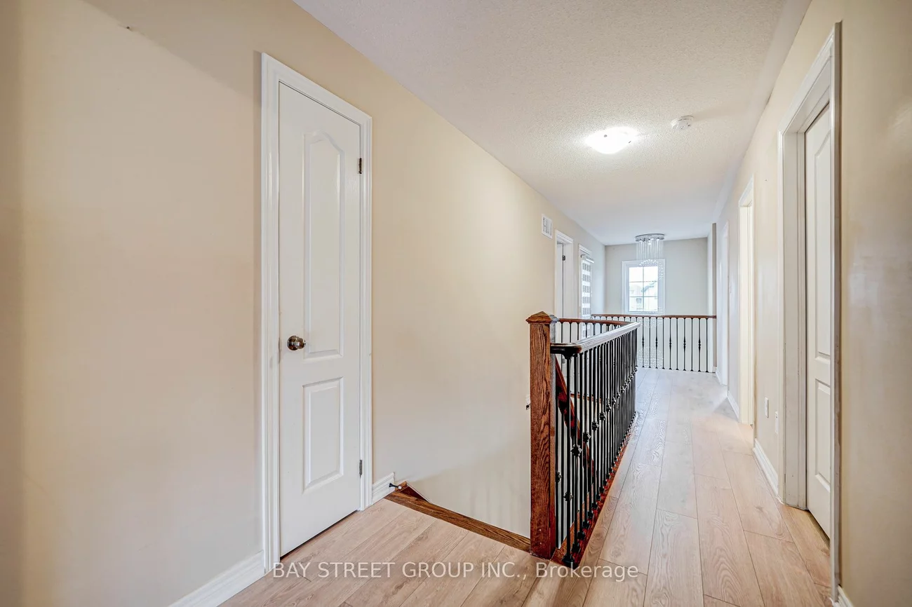 33 Jeffrey Nihda Cres, Markham