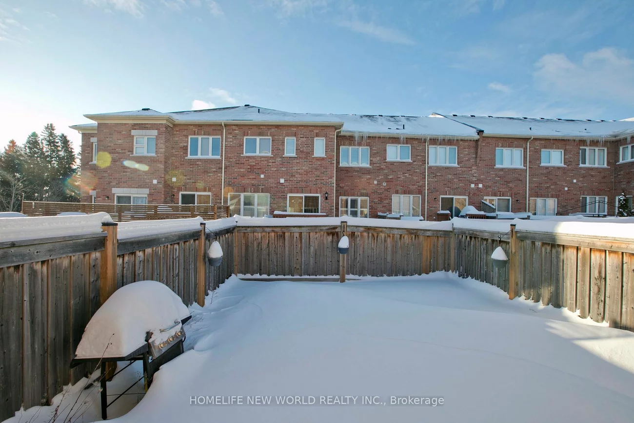 90 Rougeview Park Cres, Markham