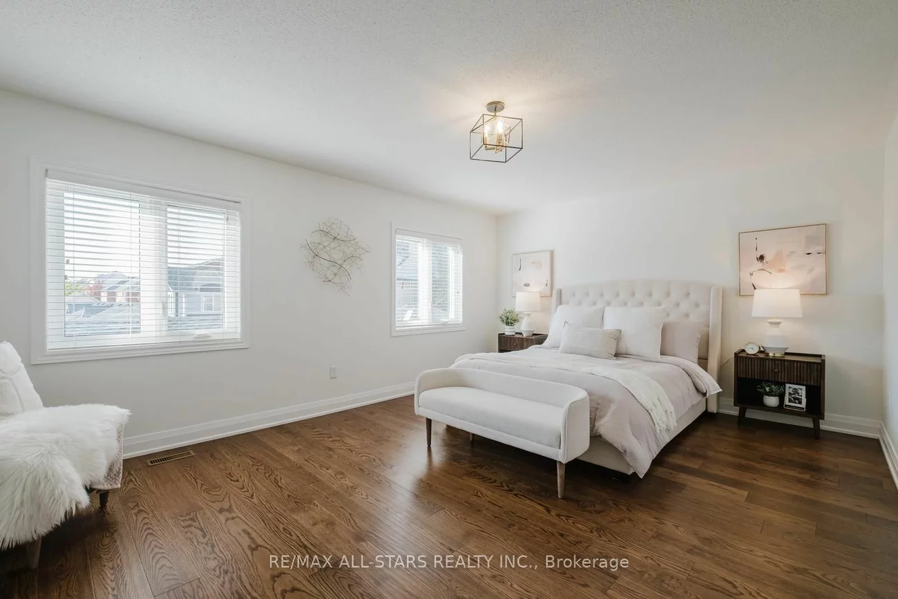 3009 Bur Oak Ave, Markham