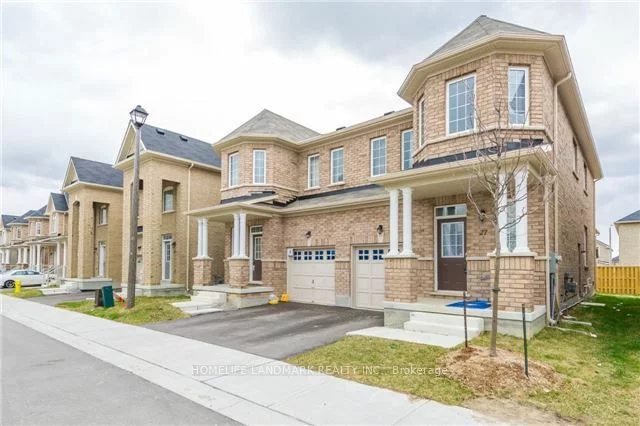 27 Trinco Way, Markham