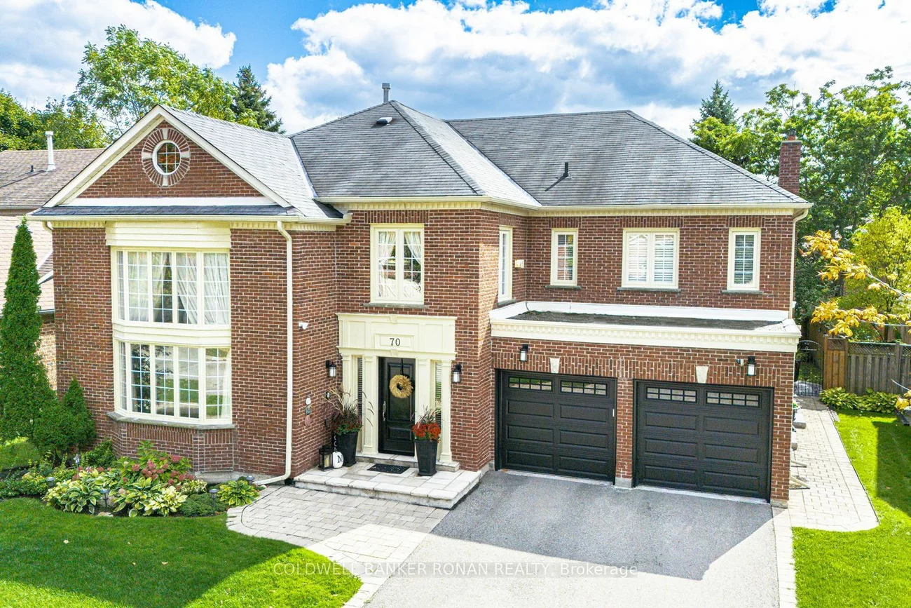 70 Willett Cres, Richmond Hill