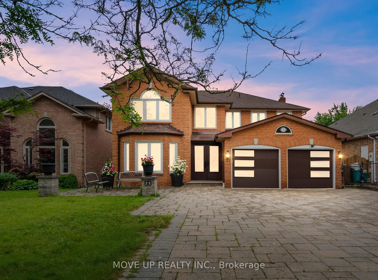 21 Gaby Crt, Richmond Hill