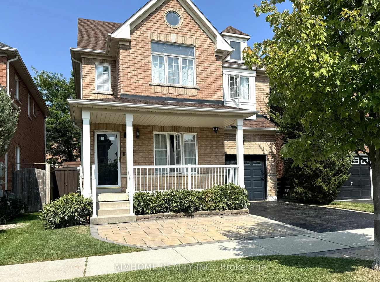 92 Barnwood Dr, Richmond Hill