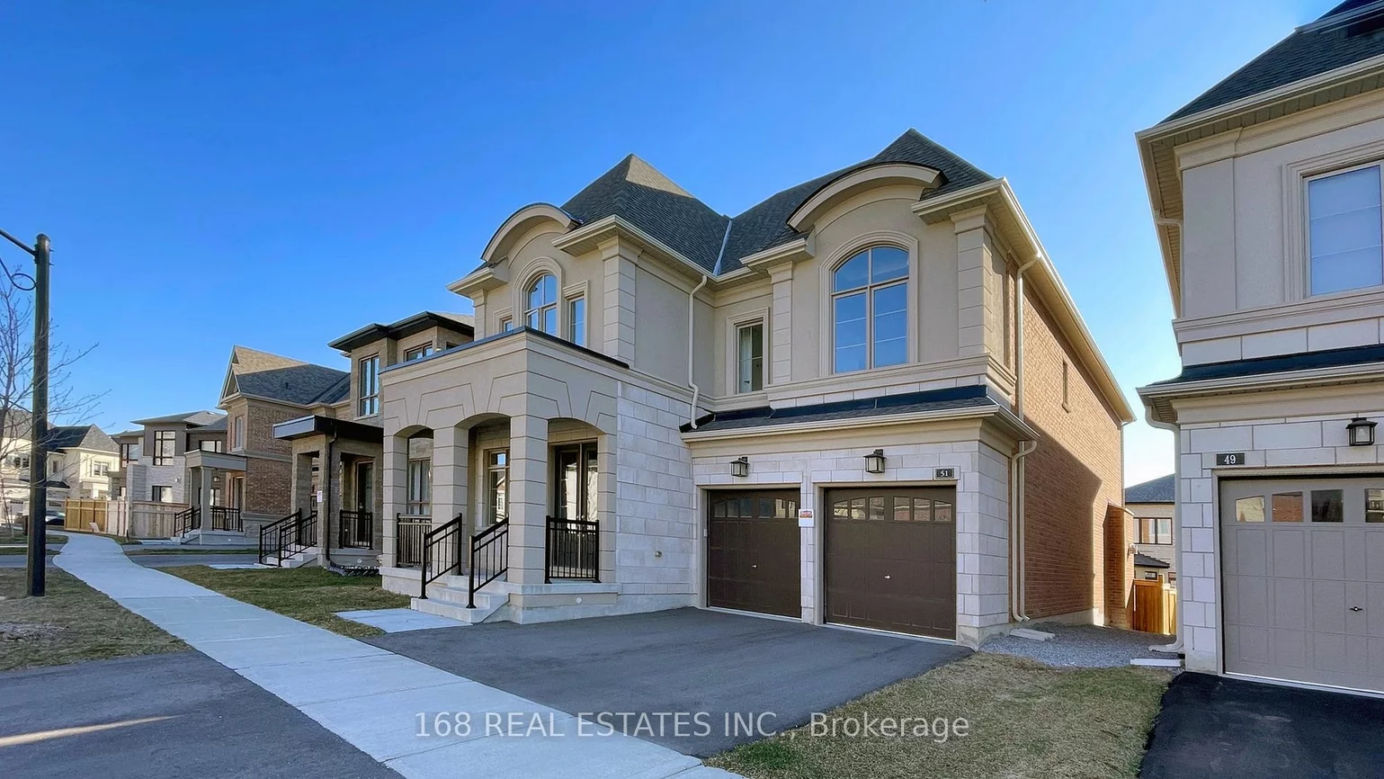 51 Red Giant St, Richmond Hill