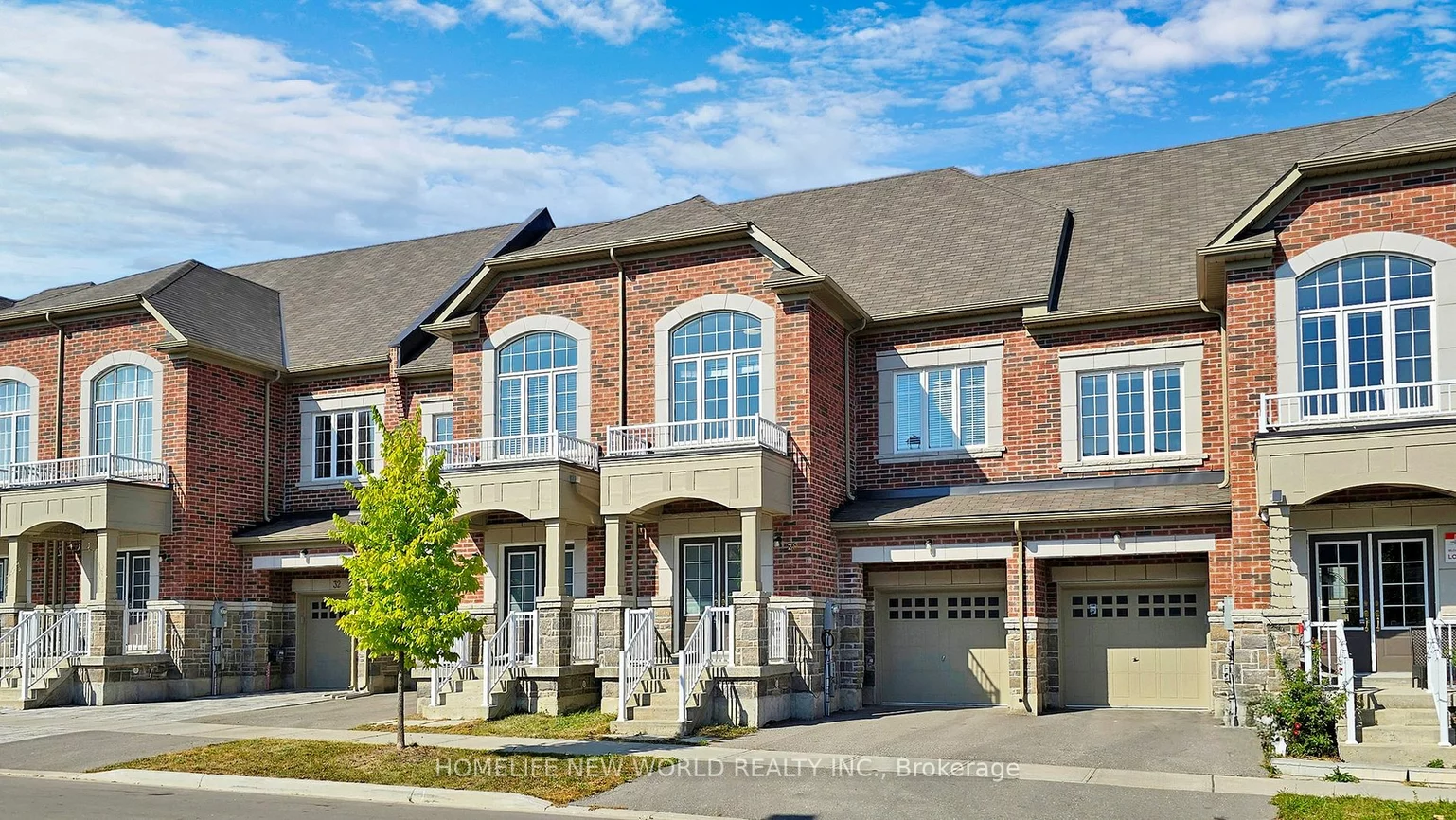 28 Ness Dr, Richmond Hill