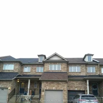 residential, lease, Att/Row/Twnhouse, 63 Heritage Hollow Esta St, Rouge Woods, Richmond Hill 
					63 Heritage Hollow Esta St, Rouge Woods, Richmond Hill