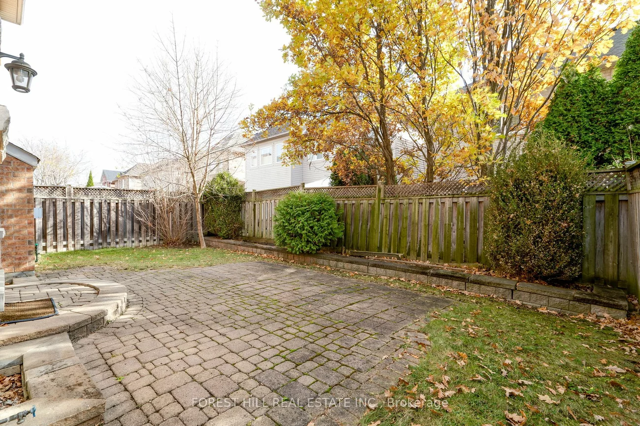 59 Billingham Hts, Aurora