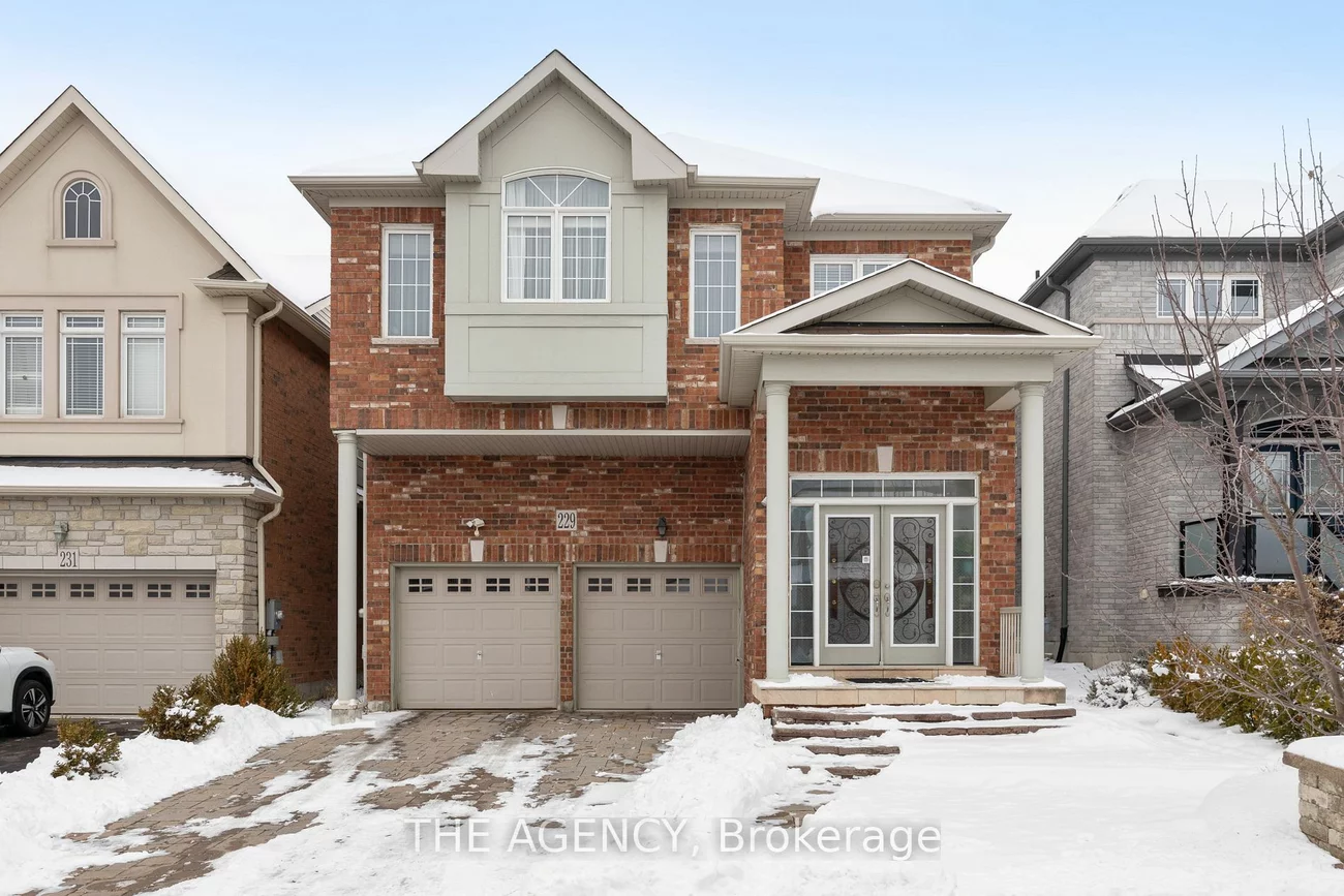 229 Aspenwood Dr, Newmarket