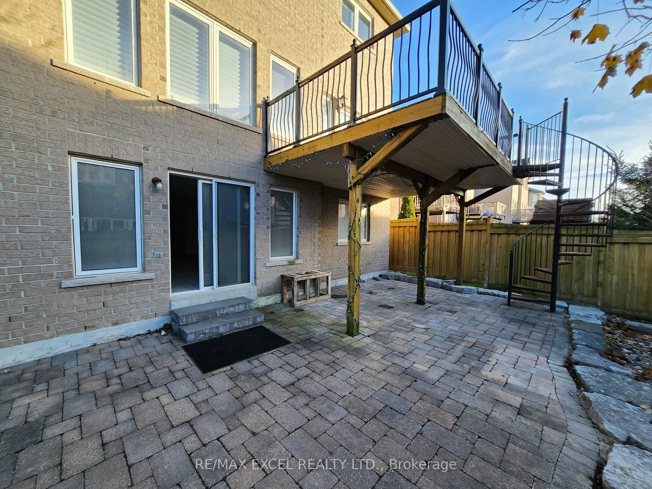 395 Kwapis Blvd, Newmarket