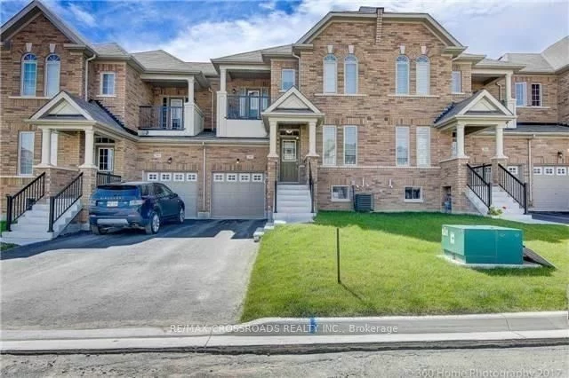 205 Laker Crt, Newmarket