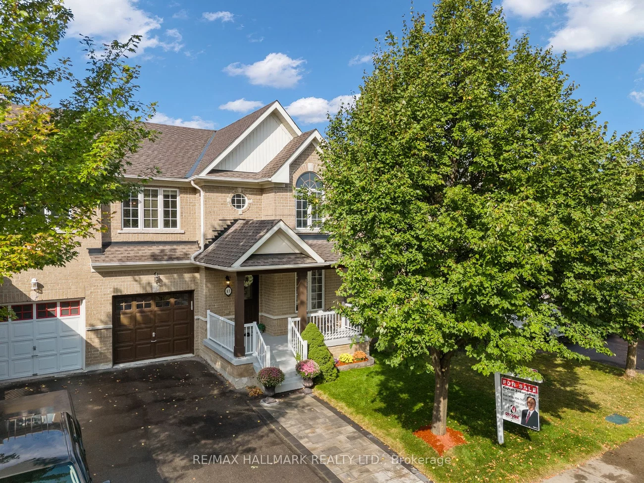 83 Matthew Boyd Cres, Newmarket