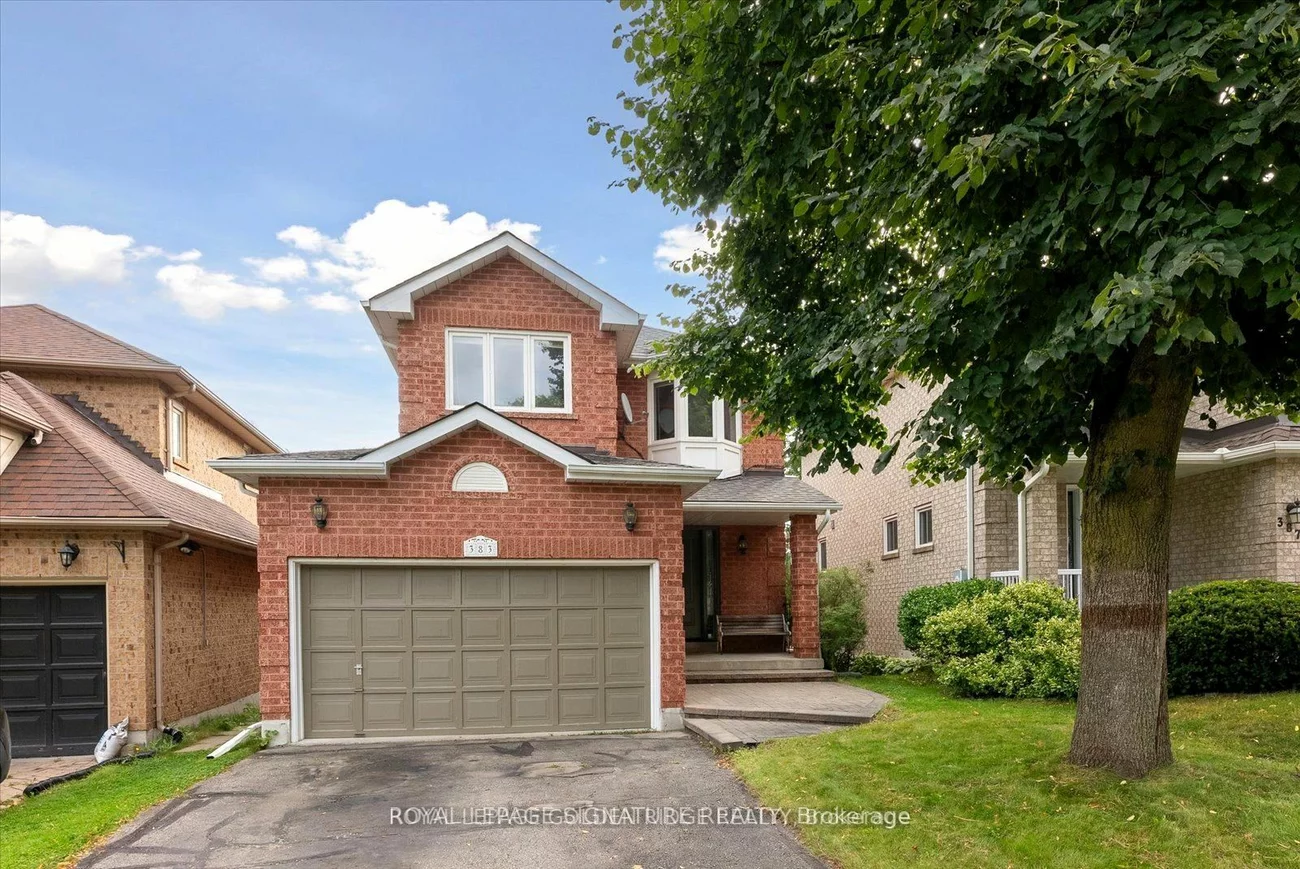 383 Carruthers Ave, Newmarket