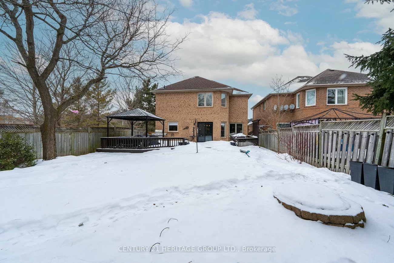 180 Clearmeadow Blvd, Newmarket