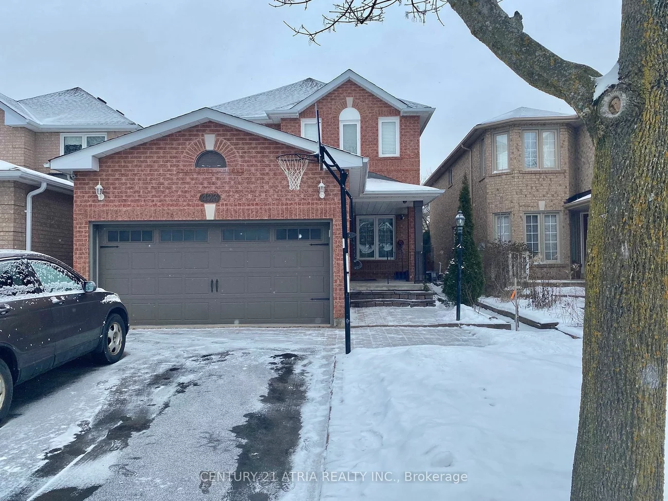 423 Flanagan Crt, Newmarket