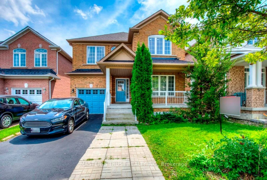 626 Society Cres, Newmarket