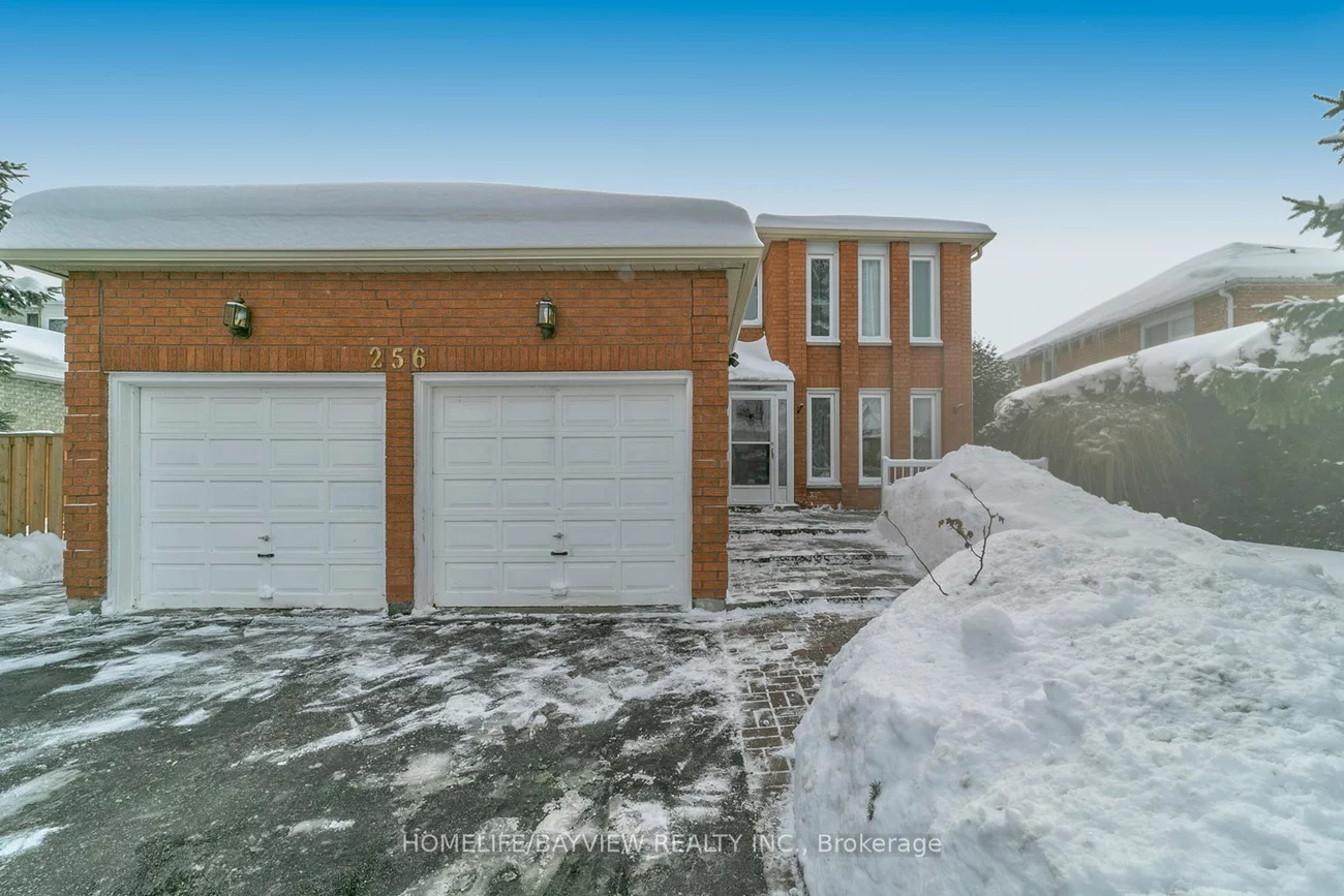 256 Elman Cres, Newmarket