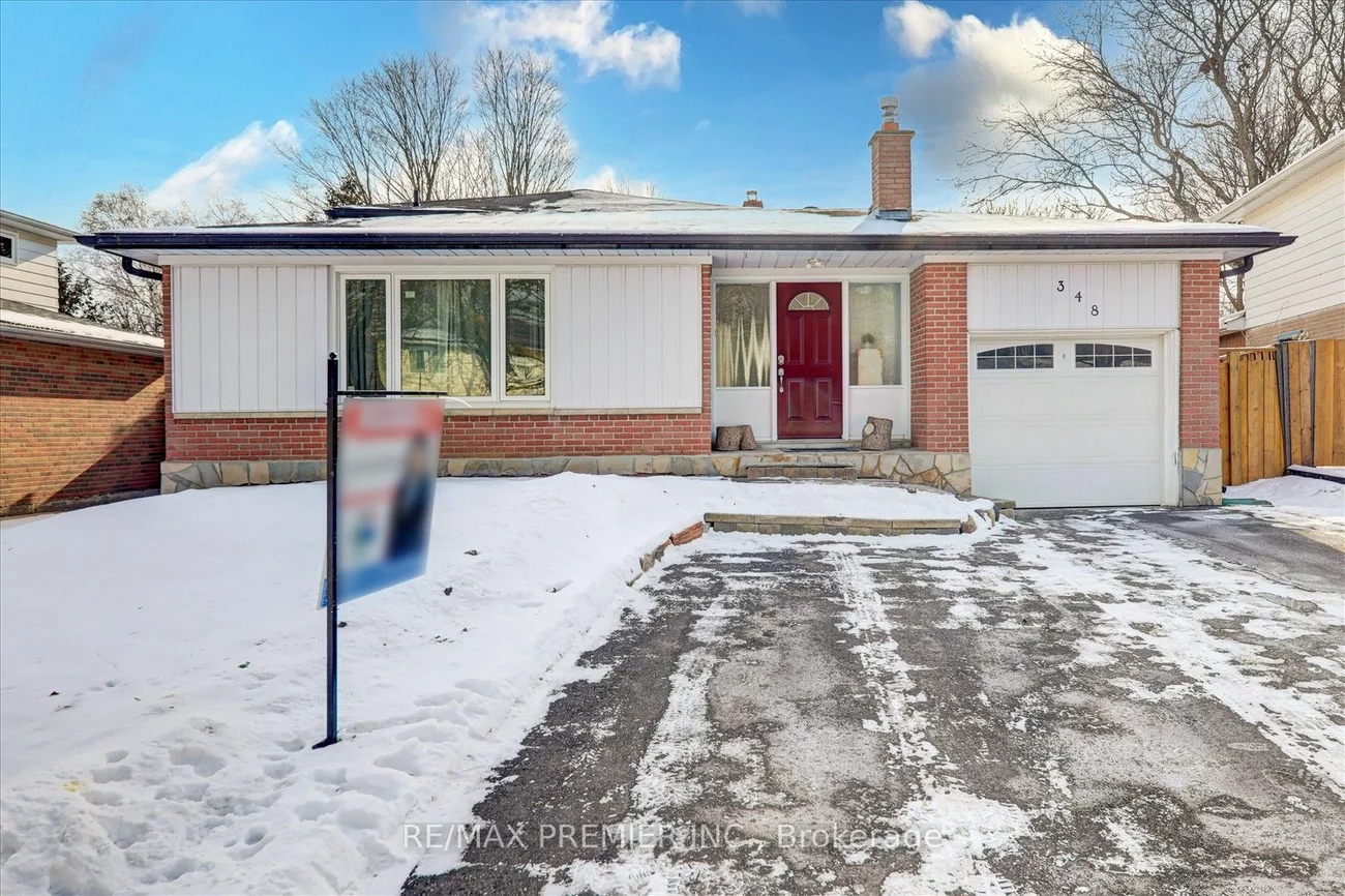 348 Dennie Ave, Newmarket