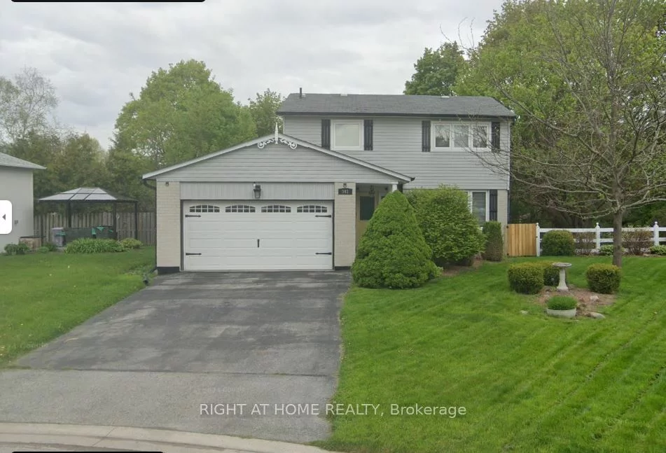 341 Webb Crt, Newmarket