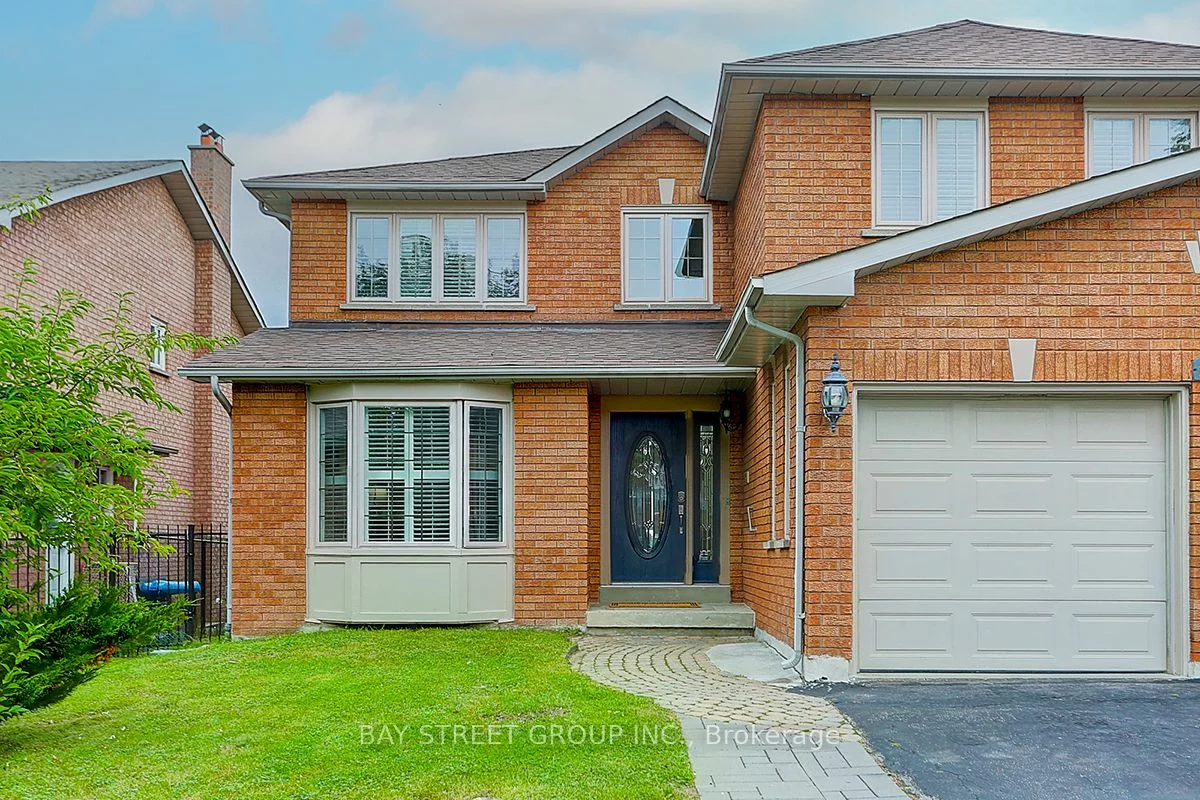 165 Revell Rd, Newmarket